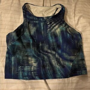 Lululemon top